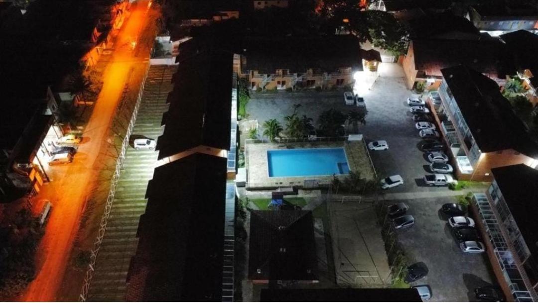 Com Piscina - Apartamento Ubatuba