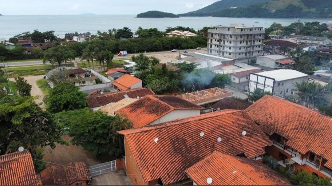 Apartamento Com Piscina -
