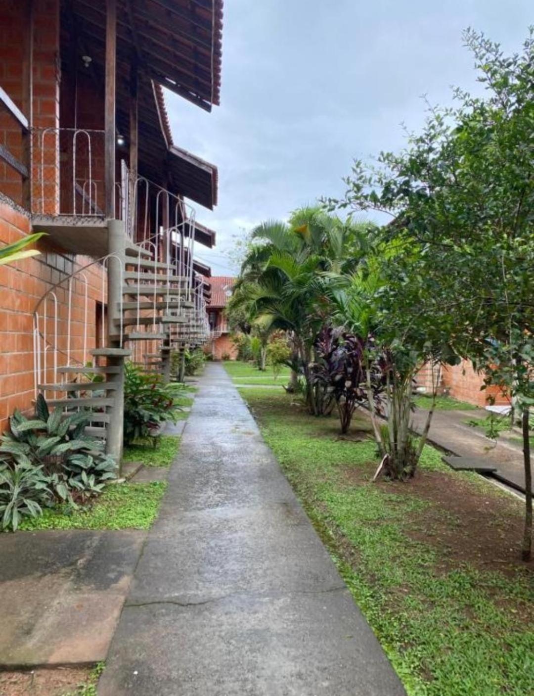 Com Piscina - Apartamento Ubatuba